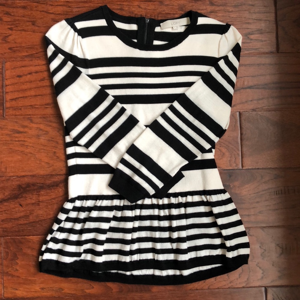 LOFT black & white peplum sweater. 3/4 sleeve.